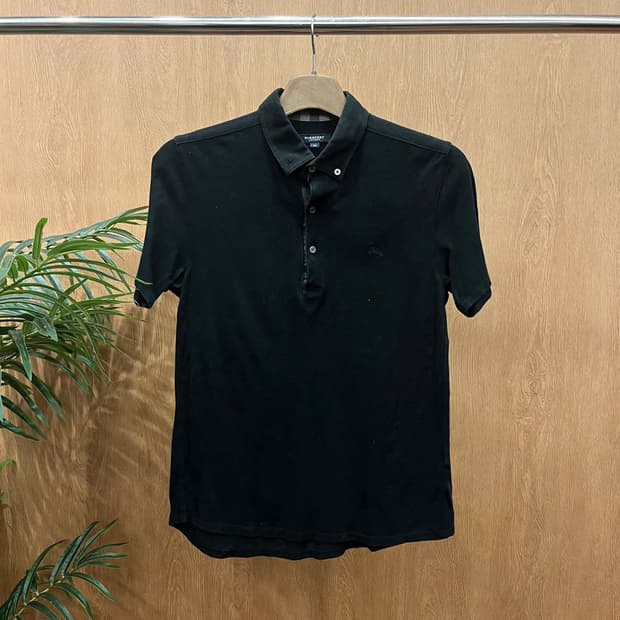 버버리 런던 코튼 카라 티셔츠 로고 자수 버튼 클로징 디테일 블랙