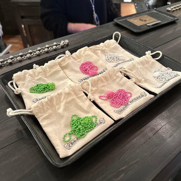 크롬하츠 실리크롬 크로스볼 목걸이 (새상품)