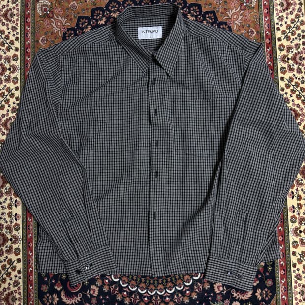 인템포무드 크롭셔츠