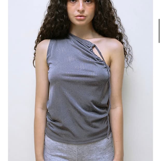 폴리수엠 GLITTER FLING TOP (CHARCOAL)