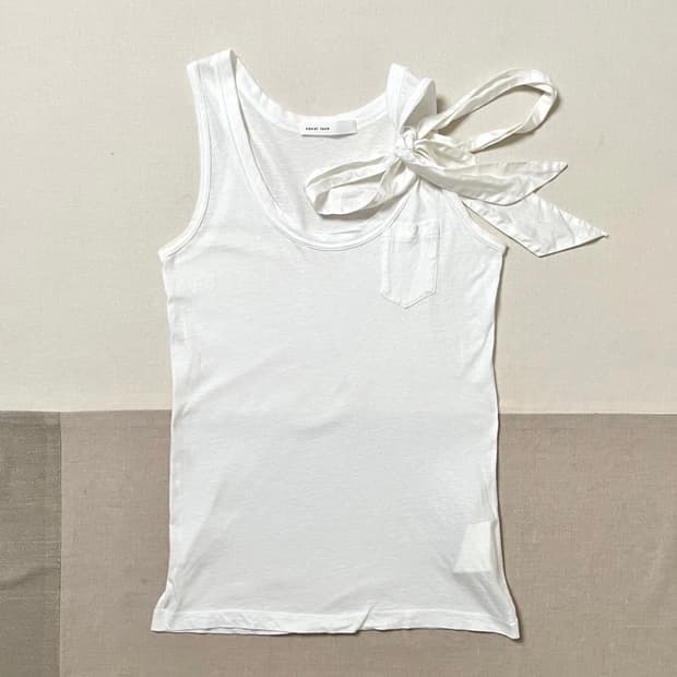 Sacai 슬리브리스
