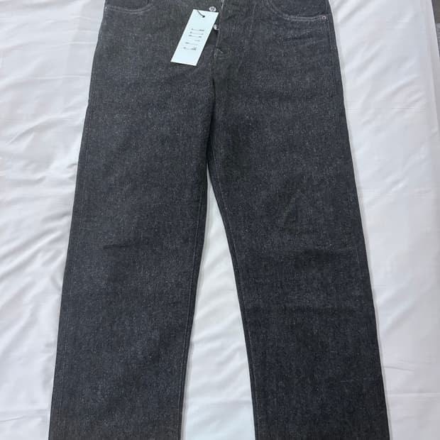 아프레쎄 블랙 워시드 데님 팬츠 32