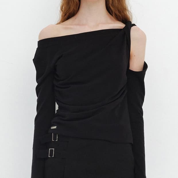 세릭 cerric shoulder twist top black