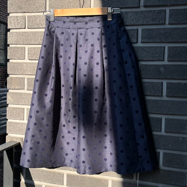 벨벳 도트 스커트 네이비