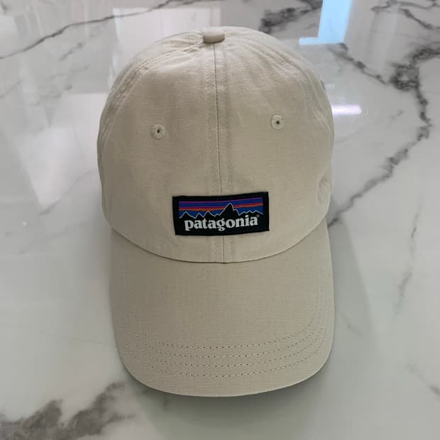 파타고니아 볼캡 아이보리