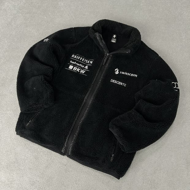 데상트 블랙 뽀글이 플리스 자켓 XL