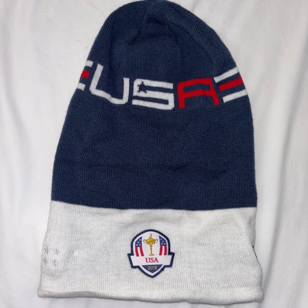 New era navy beanie
