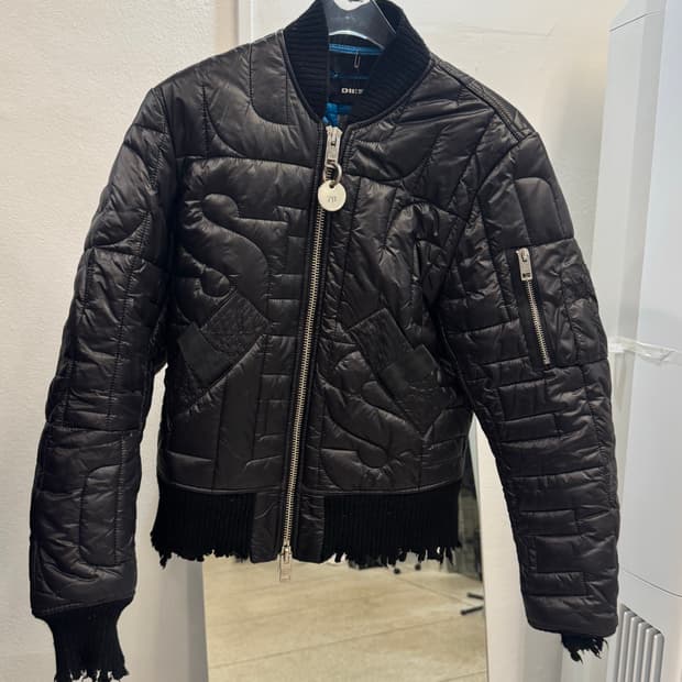 Diesel brand‘s 3M Synclate Quilting Dama