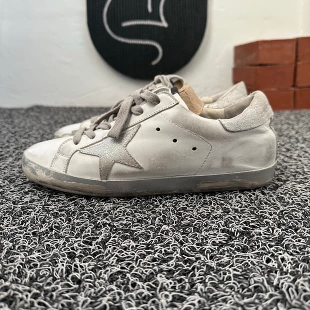 골든구스 슈퍼스타 스니커즈 화이트 240