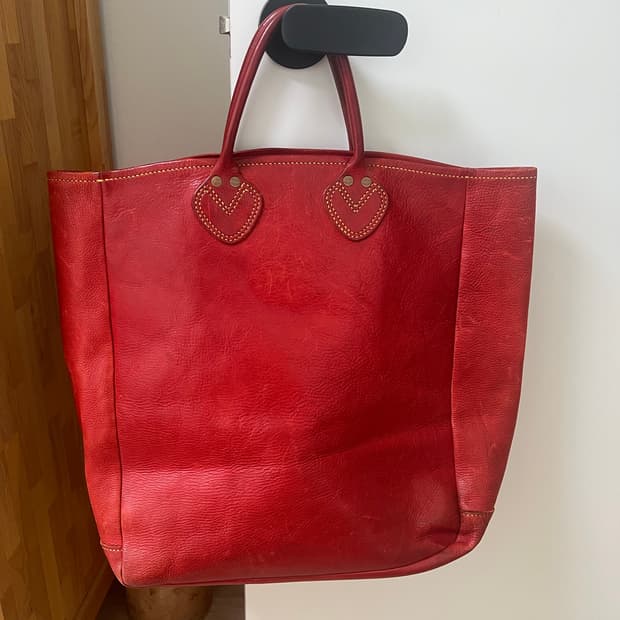 본쿠라 홀스하이드 토트백 레드