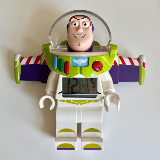 토이스토리 버즈 레고 알람 시계