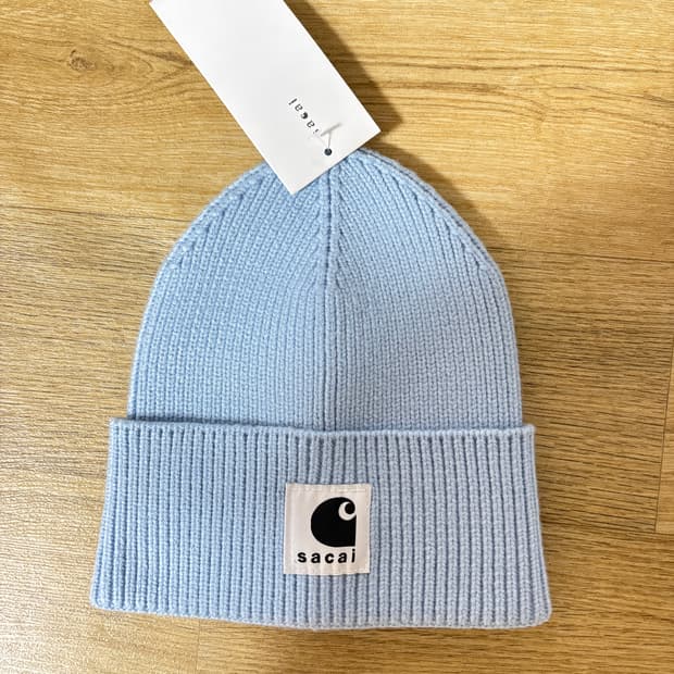 sacai X 칼하트 비니