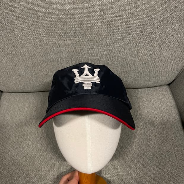 마세라티 네이비 볼캡