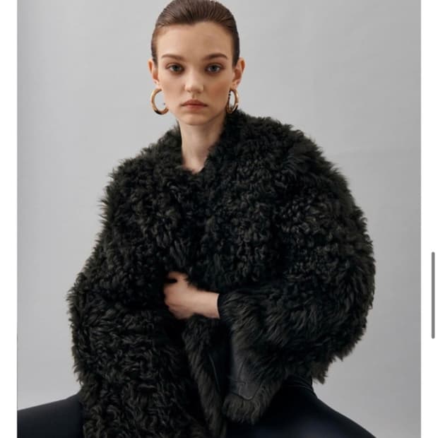 [QUERY] 쿼리 퍼자켓(다크브라운)