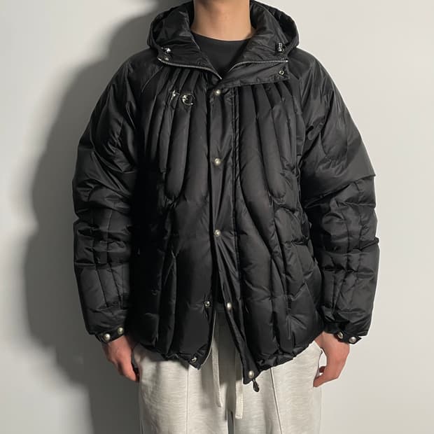 떠그클럽 케이브 후드 다운패딩 (on.20)  