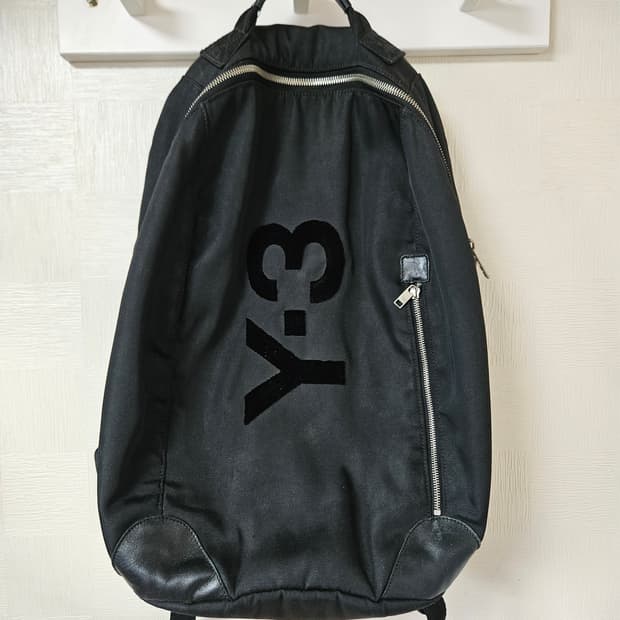 Y-3 로고 백팩