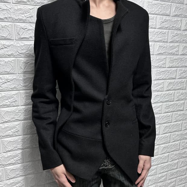 언플러그드 뮤지엄 비대칭 더블 판넬 자켓