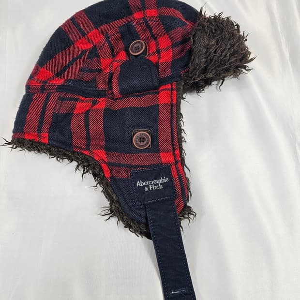 아베크롬비트루퍼햇