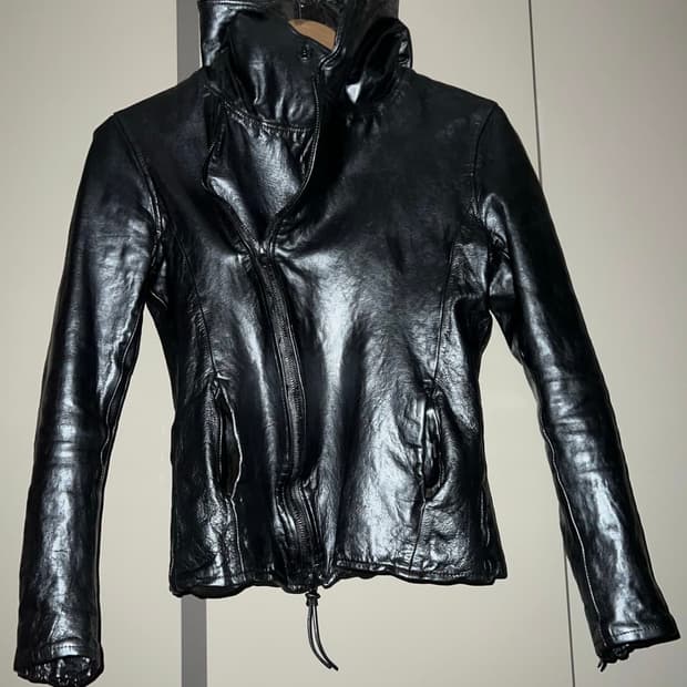 백래쉬 홀스하이드 하이넥 후디드 바이커 자켓 실버