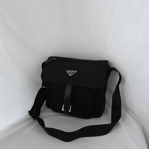 [정품 PRADA] 프라다 포코노 나일론 크로스백 주우재백 남녀공용