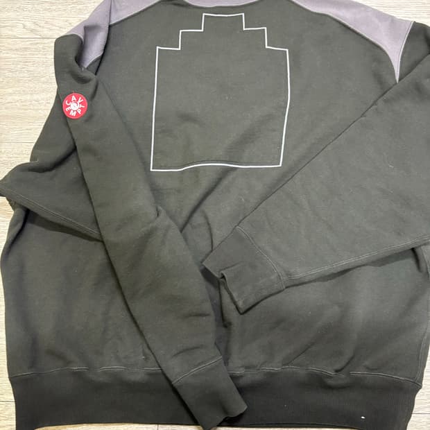 카브엠트 패널 숄더 크루넥 블랙 - 24FW