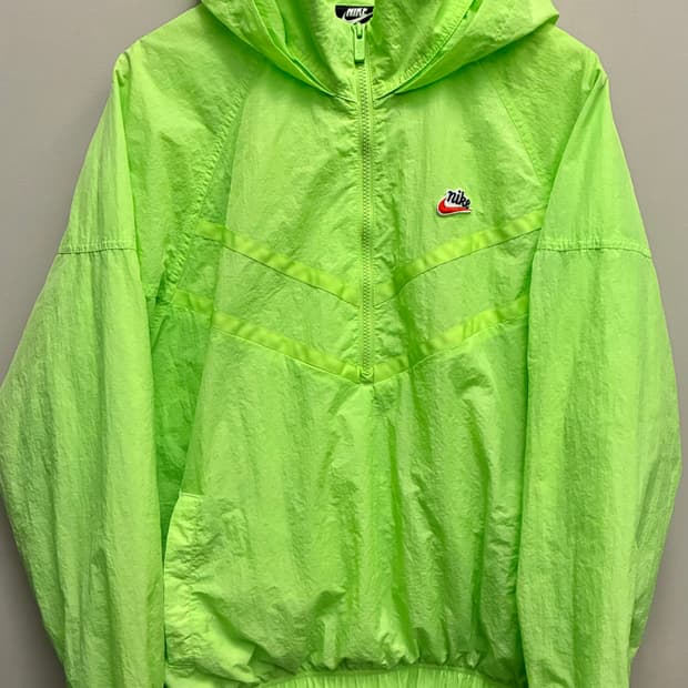 (XL)나이키 헤리티지 윈드러너 아노락 하프집업 바람막이자켓 형광