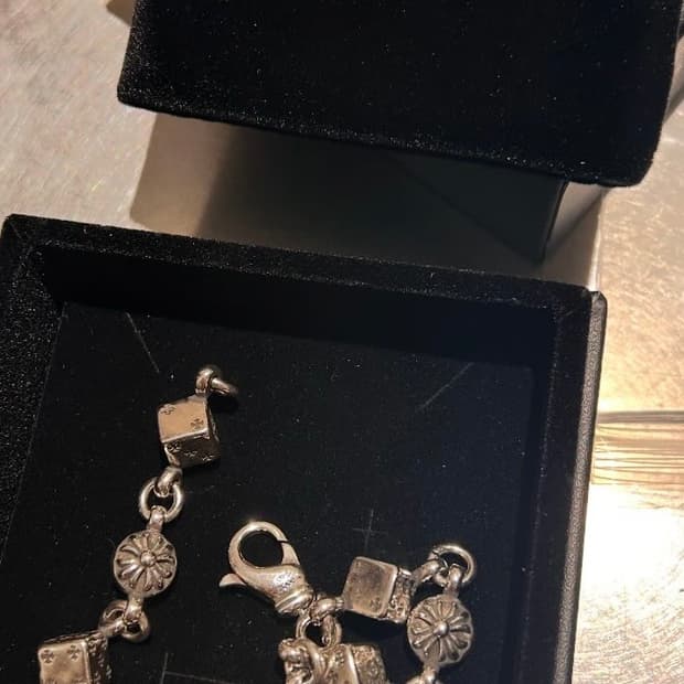 크롬하츠 다이스 팔찌