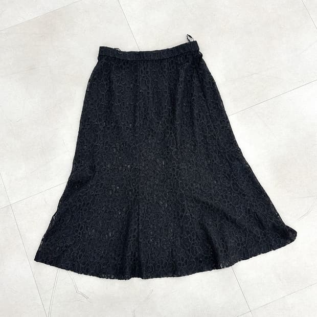 Nuit noir black lace layered long skirt