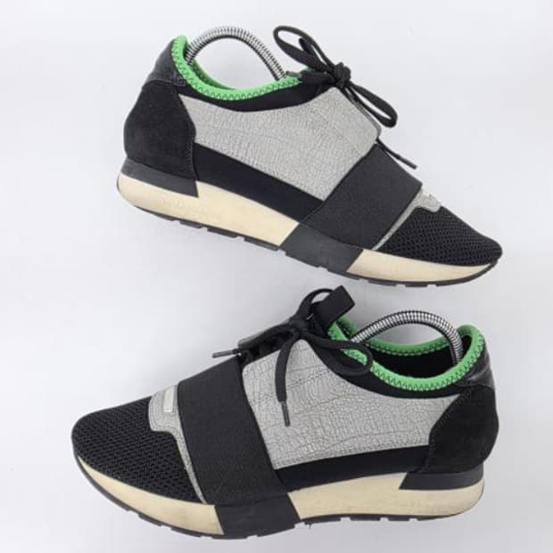 발렌시아가 스니커즈