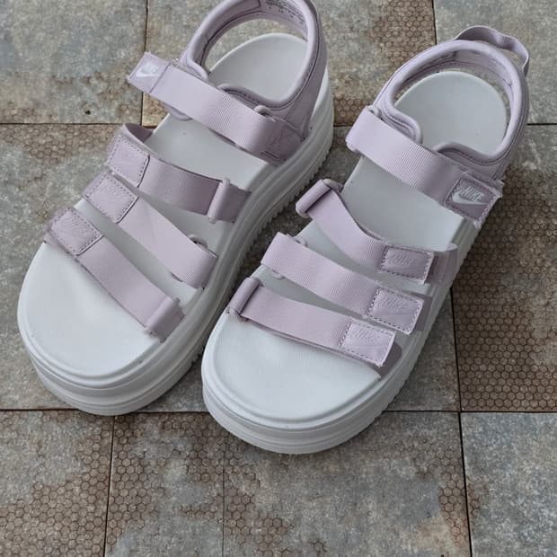 (250)나이키 아이콘 클래식 라벤더 샌들