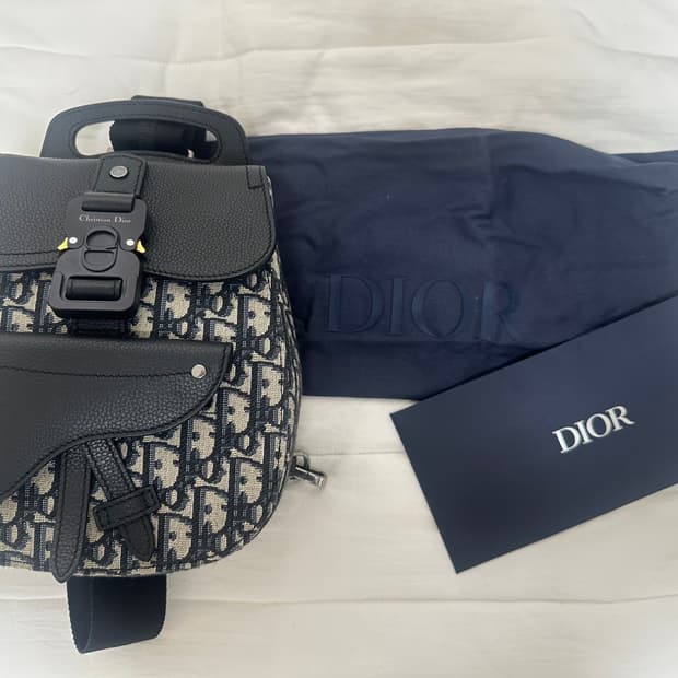 (실착5회미만)디올 갤럽 슬링백 오블리크