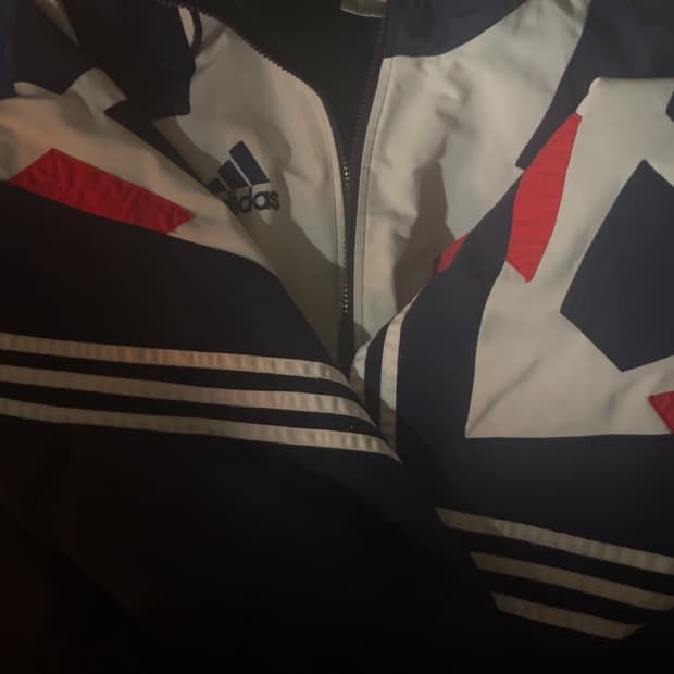 아디다스 빈티지 경량패딩 후드집업