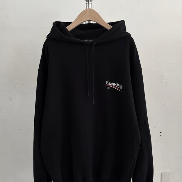 Balenciaga 발렌시아가 블랙 웨이브 로고 후드티