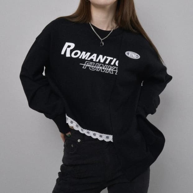 크롭 레이스 맨투맨 스웻셔츠
