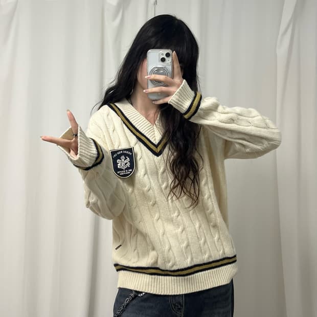 SCULPTOR ivory cricket knit