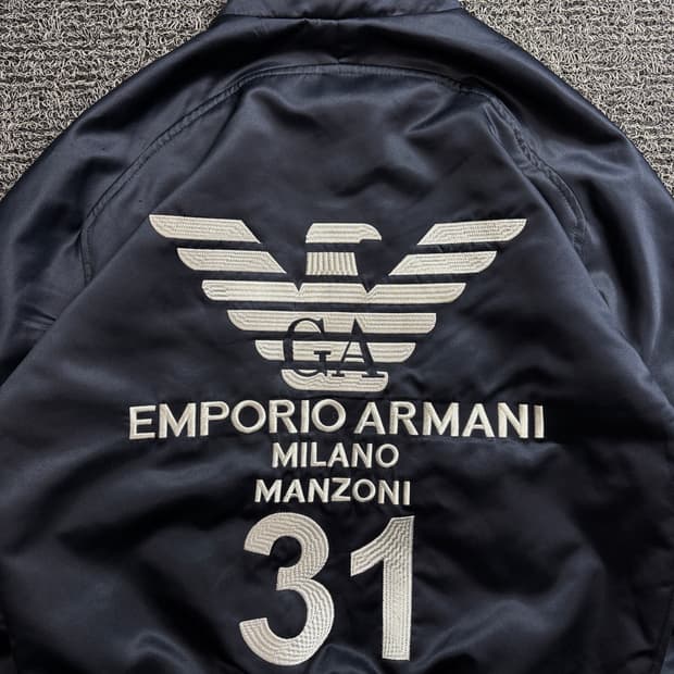 엠포리오 아르마니 빅로고 스카잔 봄버 자켓 3686