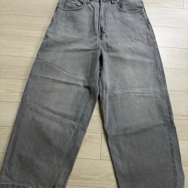 H&M 수퍼배기 그레이 데님 팬츠