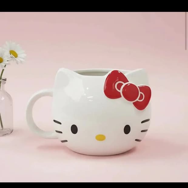 헬로키티 머그컵