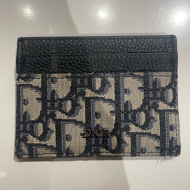 디올 카드지갑