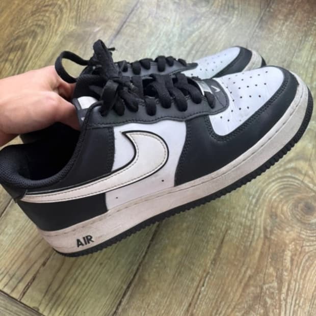 나이키 에어포스 1 07 LV8 범고래 270