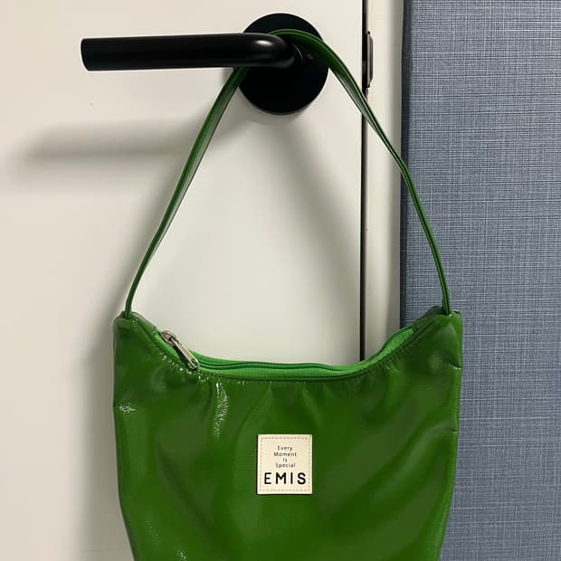 이미스 뉴 에나멜 호보백 그린