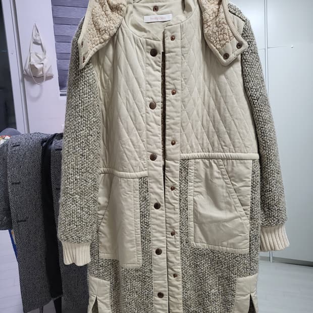 SeeByChloe 씨바이끌로에 퀼팅 후드 코트 34(55사이즈)