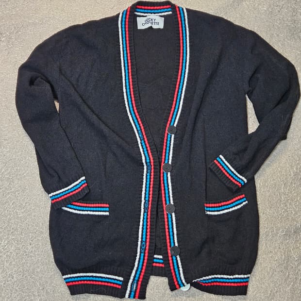 럭키슈에뜨 여성 가디건