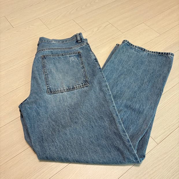 유니클로 JW 스트레이트 데님 중청 31인치