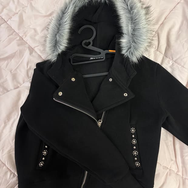 스터드 퍼 후드집업