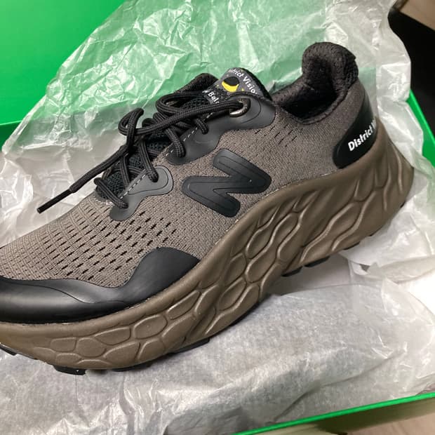 디스트릭트비전 뉴발란스 Fresh Foam