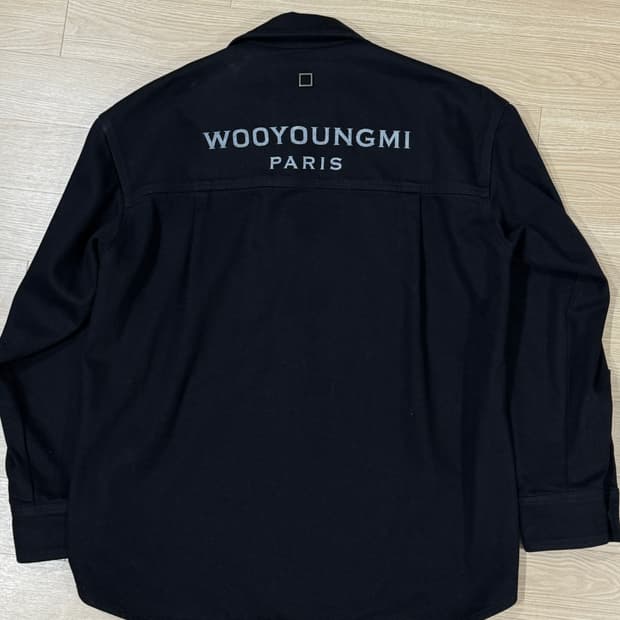 [46] 우영미 24SS 백로고 데님 셔츠 자켓 블랙
