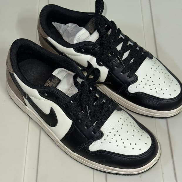 조던 1 레트로 로우 OG 모카