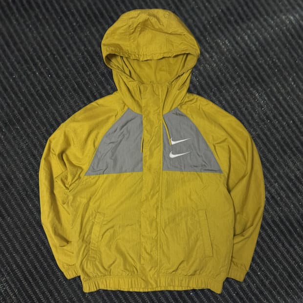 나이키 더블스우시 바람막이 노랑