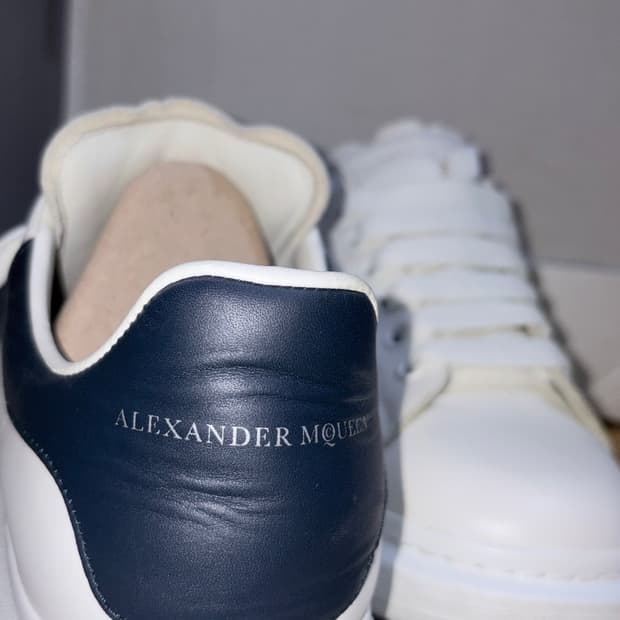 ALEXANDER MCQUEEN